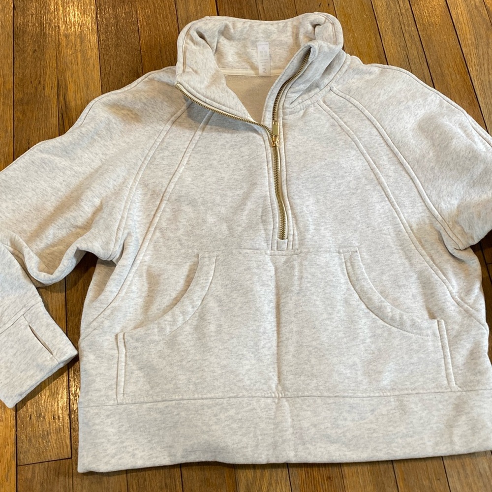 Gymshark sweatshirt